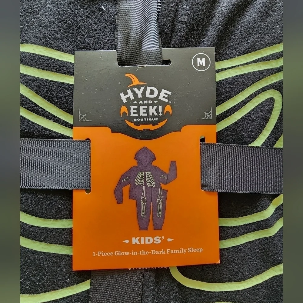 NWT Halloween Skeleton toddler & big boy girl Glow-In-The-Dark pajama / costume